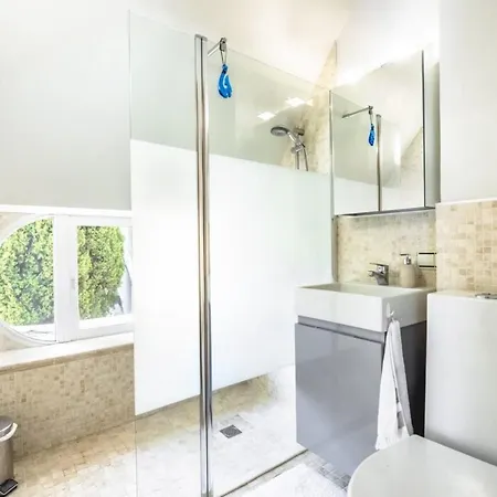 Will Fall In With Beautiful House Marbella